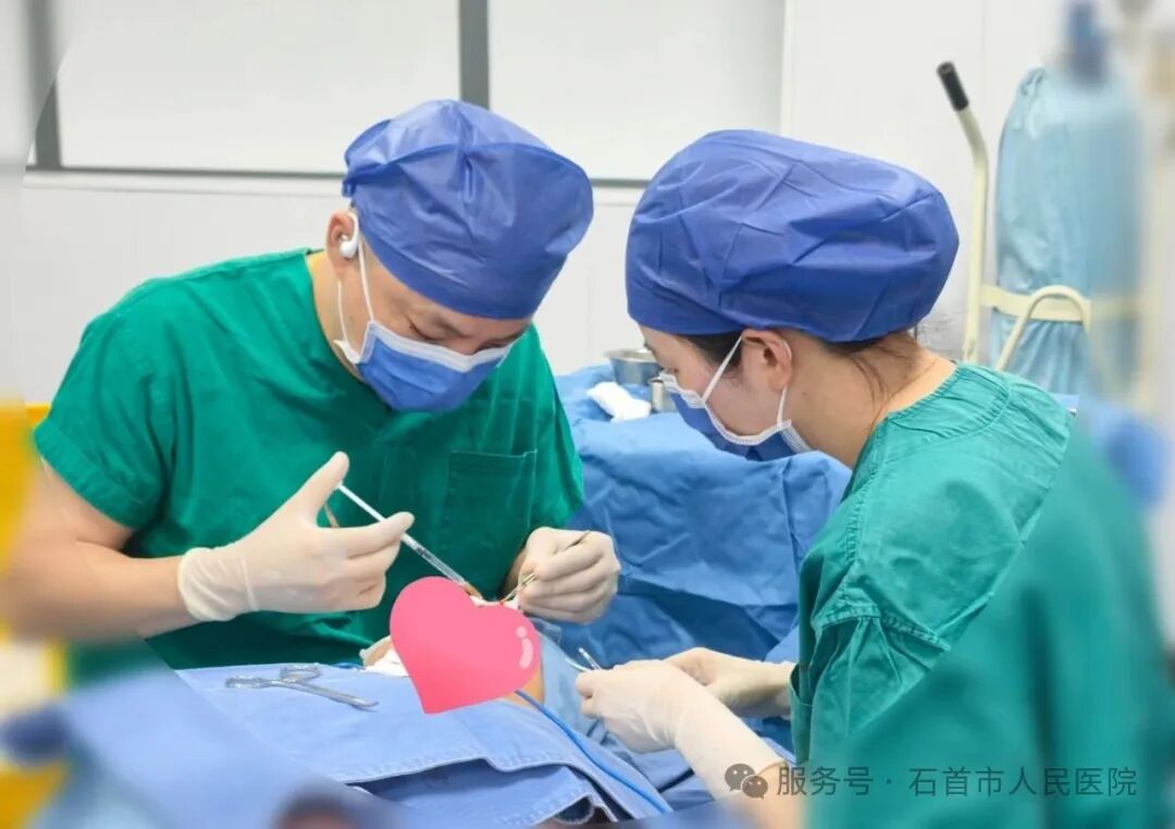 石首市人民医院整形美容科省级名医坐诊活动圆满结束